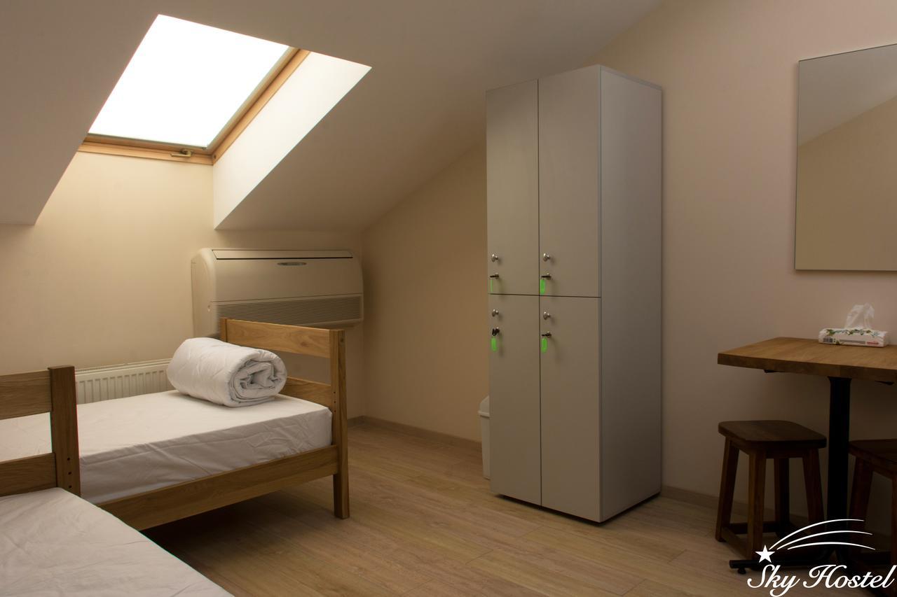 Sky Hostel キエフ エクステリア 写真